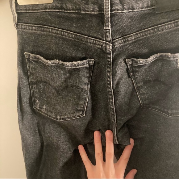 Levi’s 721 high waisted skinny distressed patch - Picture 7 of 7